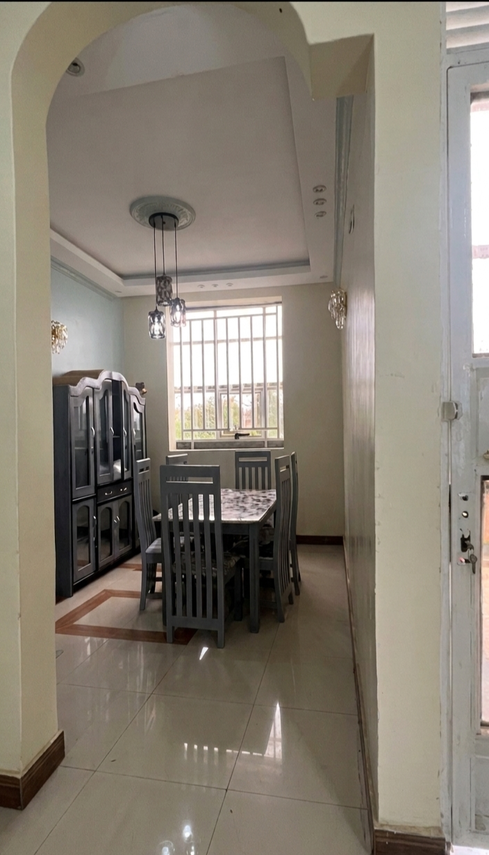 BELLE MAISON ÉQUIPÉE EN LOCATION À BANKOKO